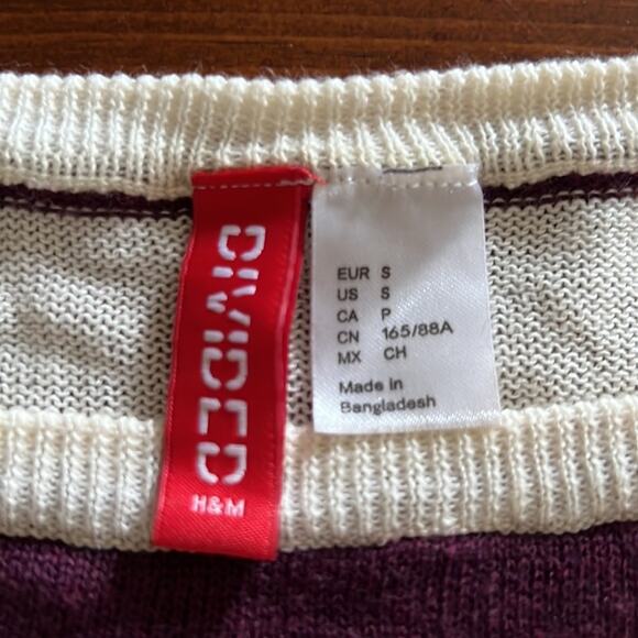 H&M Divided Purple and Winter White Striped Tunic Sweater Womans Size Small - Picture 4 of 8